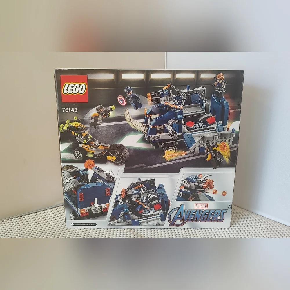 LEGO 76143 Marvel Avengers Truck Take-Down  Captain America and Hawkeye
